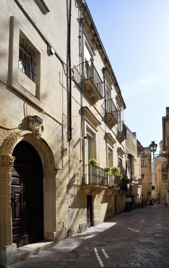 Palazzo Rudiae - Sant'Irene Apartment Lecce Bagian luar foto